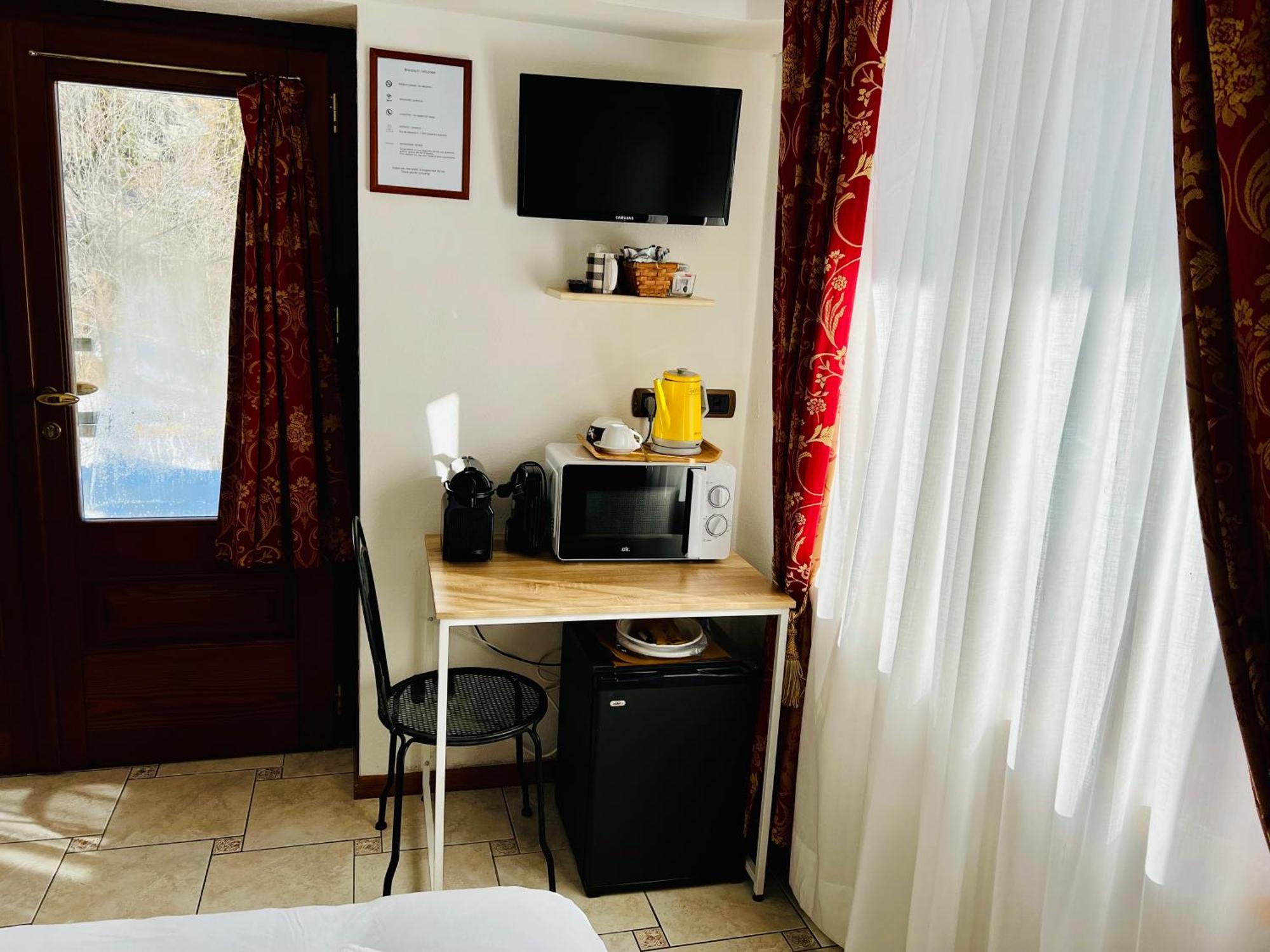 Affittacamere Buenavista Guest House ชัมโปลุก ห้อง รูปภาพ